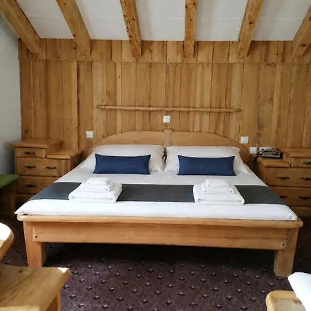 Hotel City 3*