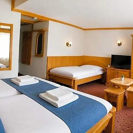 Hotel Hotel City Tasch